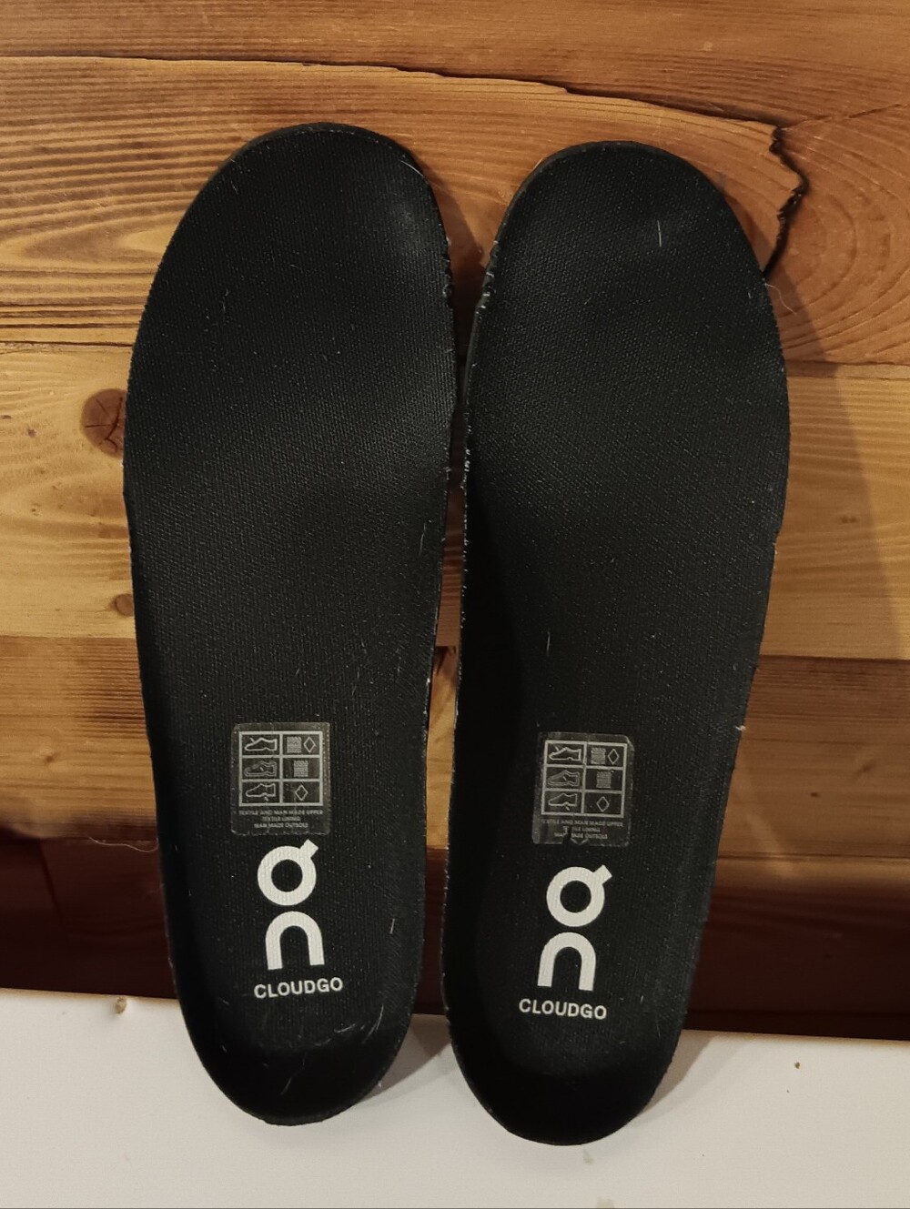 On Cloud Athletic Shoes Women's 8 - Picture 7 of 8